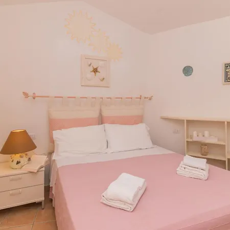 Dimora Di Rosy Pittulongu